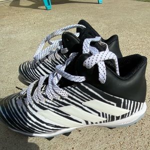 Adidas Zubaz Boys Turf Shoes Size 4